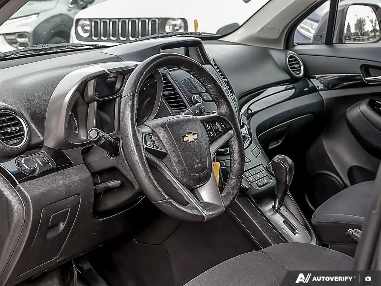 Chevrolet Orlando снимка Chevrolet Orlando