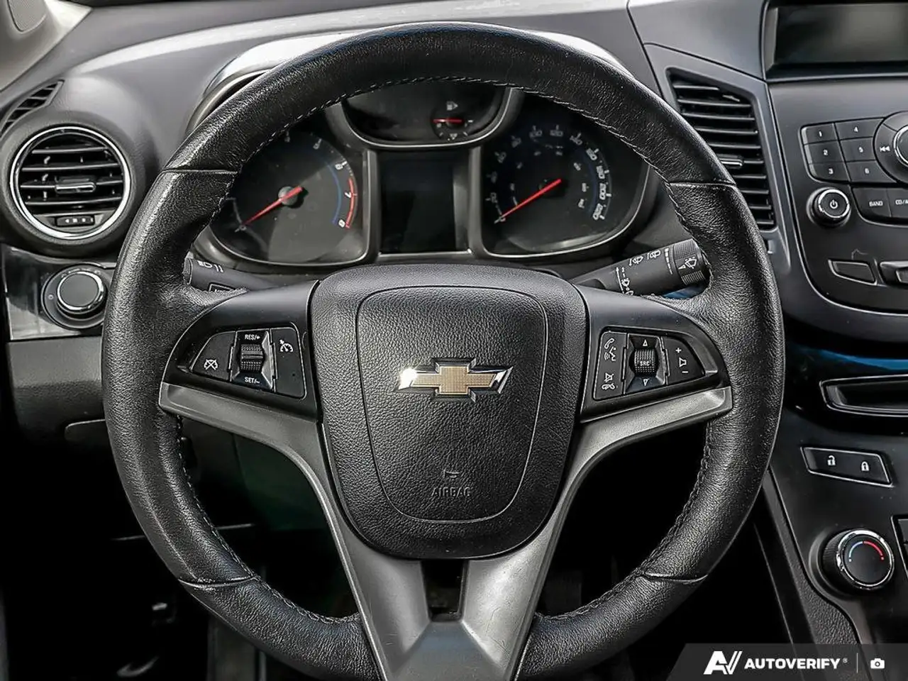 Chevrolet Orlando снимка Chevrolet Orlando