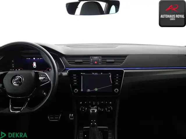 Skoda Superb view 9