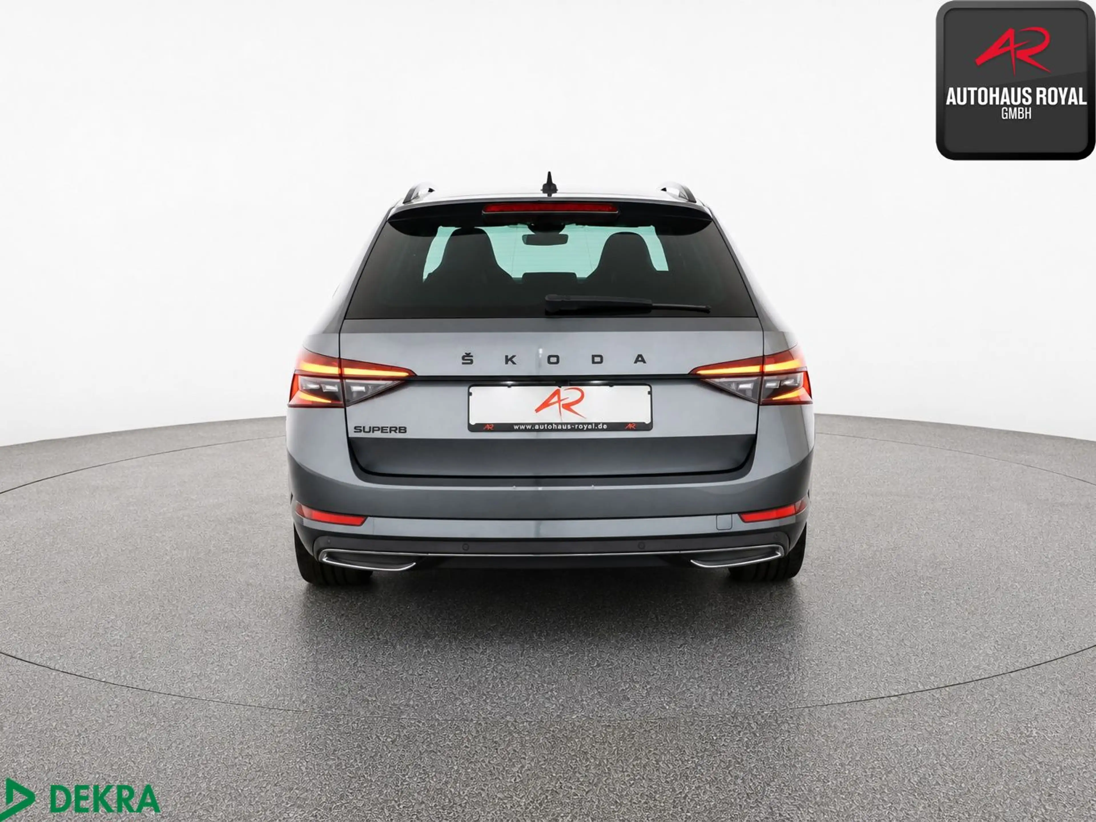 Skoda Superb Combi 2.0 TDI SPORTLINE MATRIX,360°,ACC — photo 3