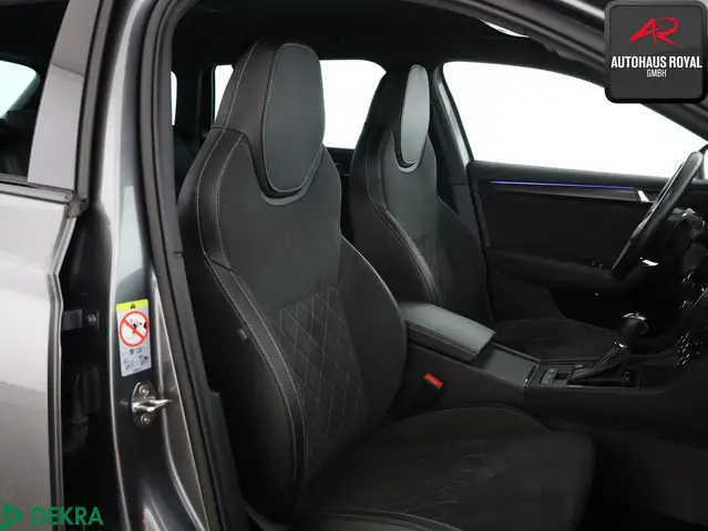 Skoda Superb view 12