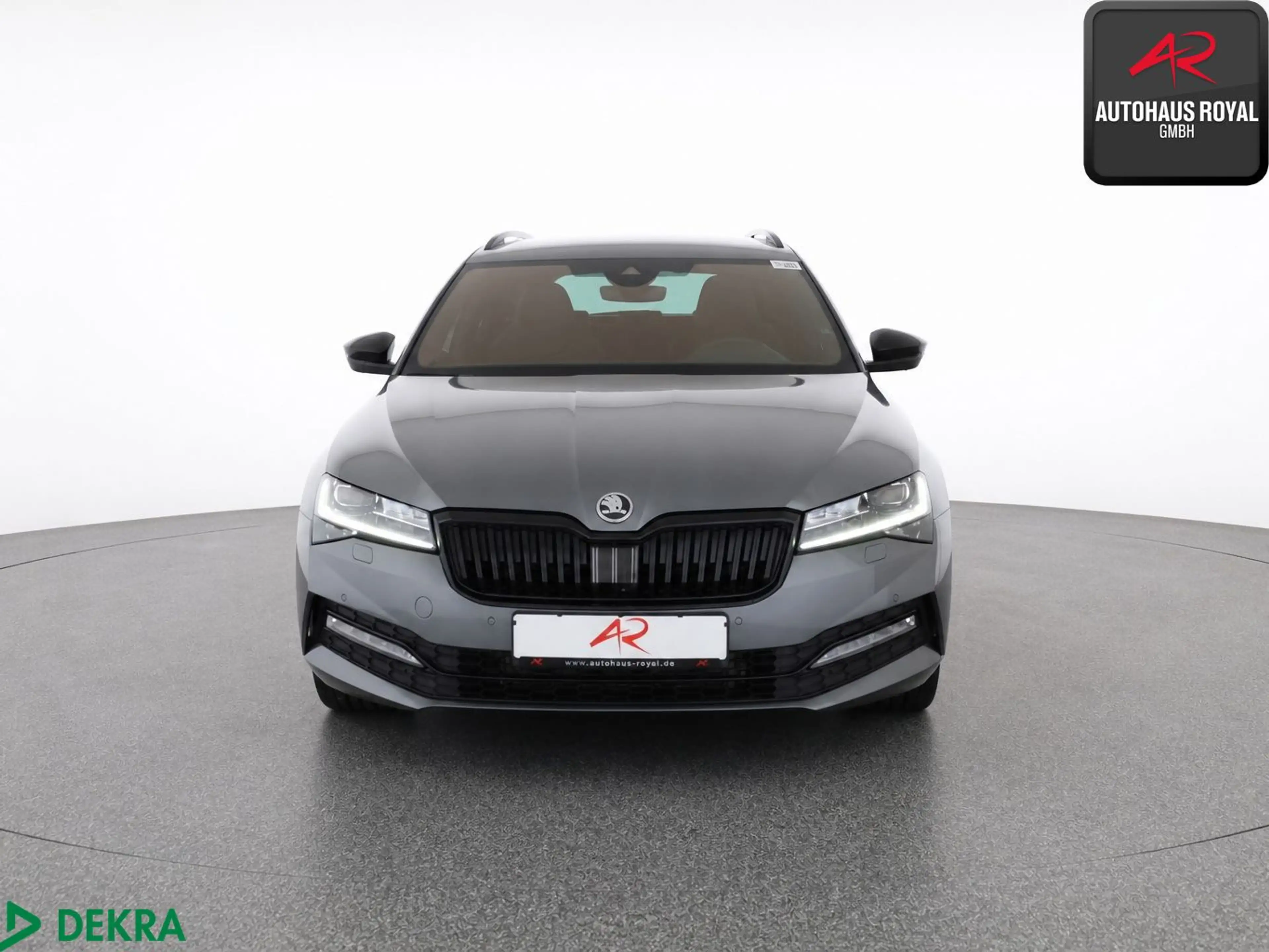 Skoda Superb Combi 2.0 TDI SPORTLINE MATRIX,360°,ACC — photo 7