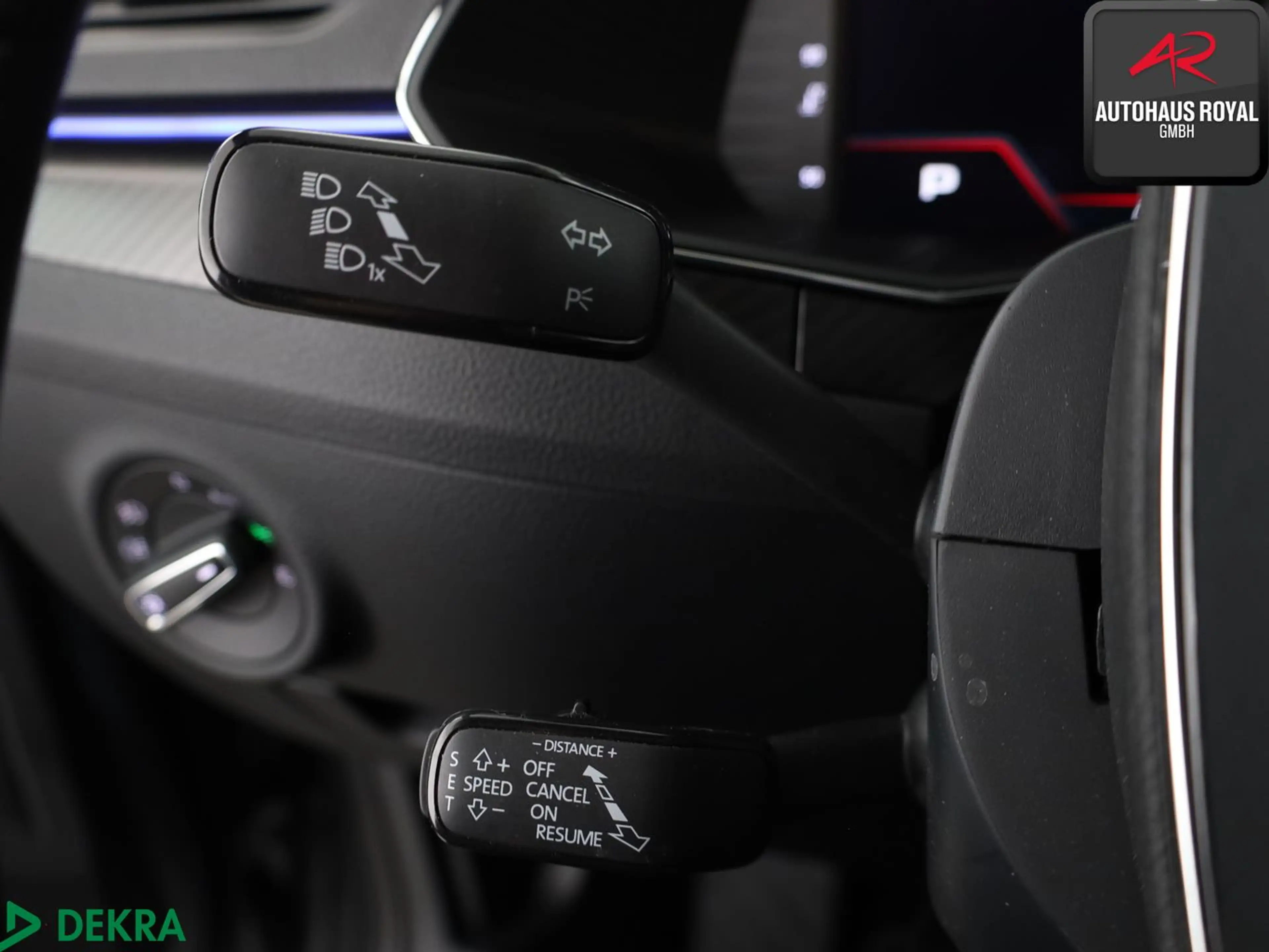 Skoda Superb Combi 2.0 TDI SPORTLINE MATRIX,360°,ACC — photo 15