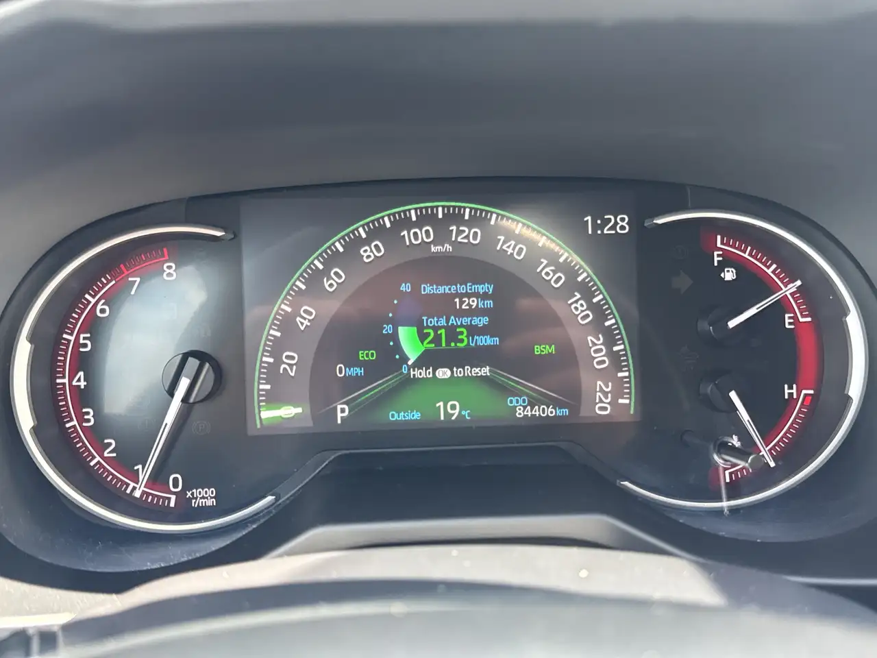 Toyota RAV 4 снимка Toyota RAV 4