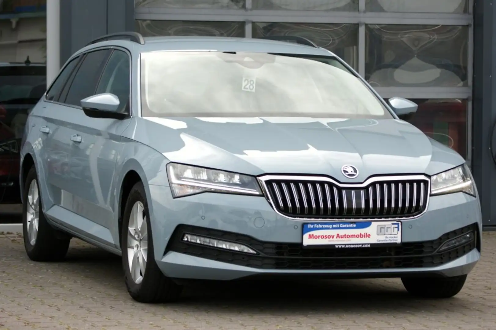 Skoda Superb Combi 2.0 TDI DSG Ambition Gris - 2