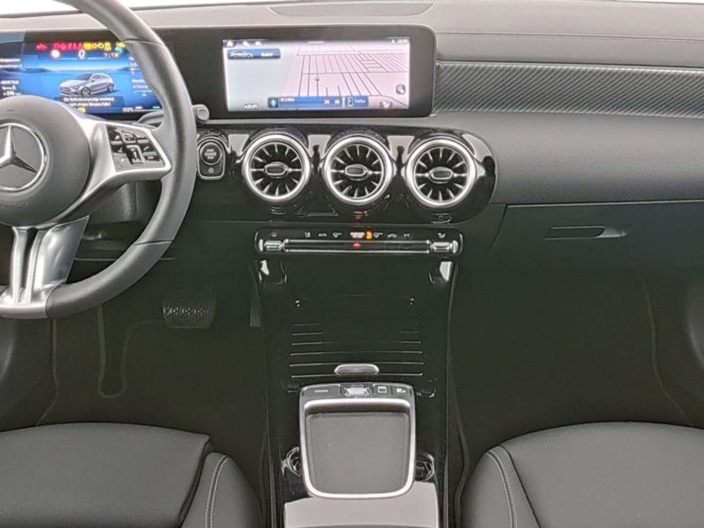 Mercedes CLA Shooting Break 180 Progressive Line -  - Joinsteer - #3