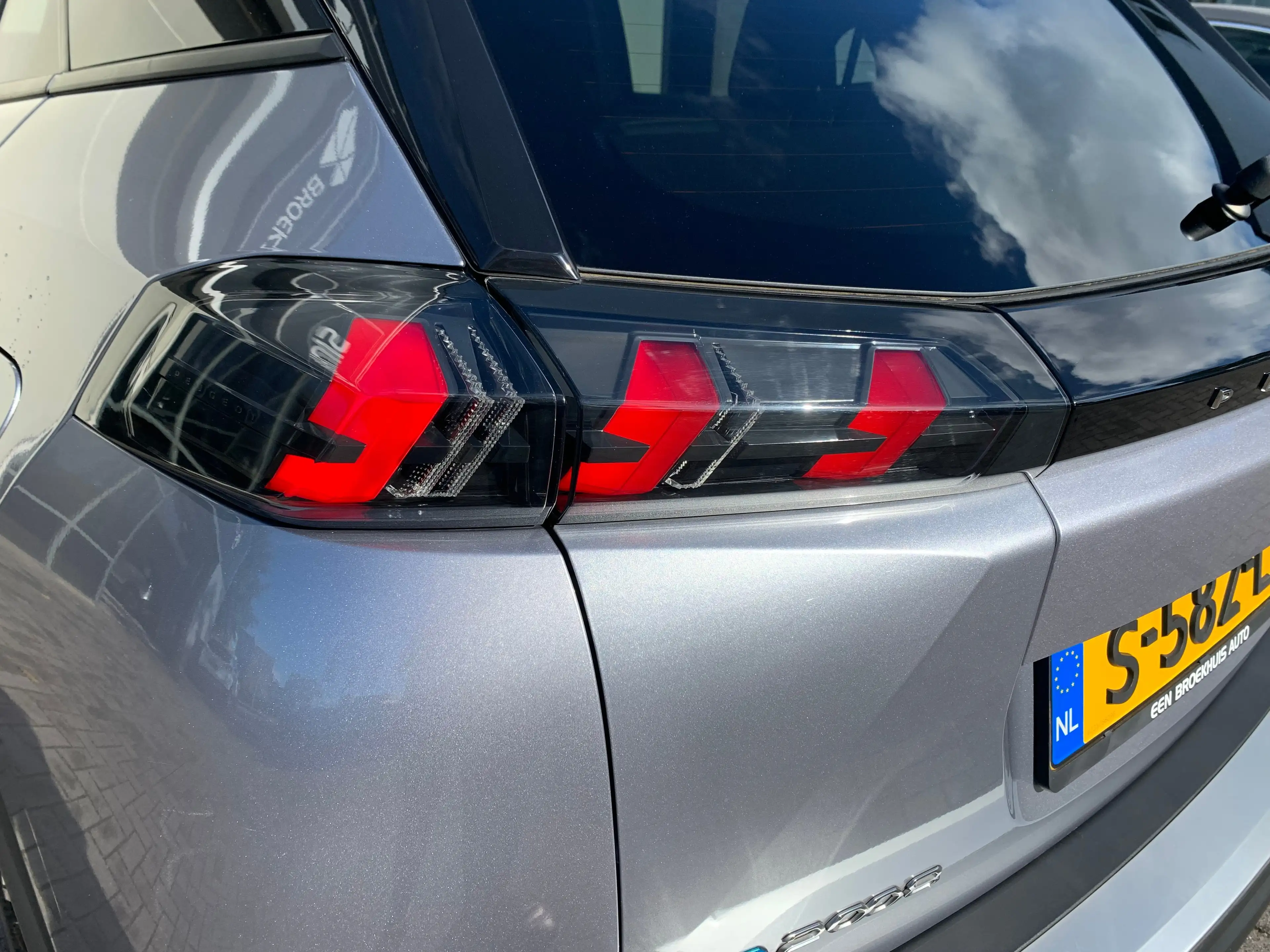Peugeot e-2008 EV Allure Pack 50 kWh SOH 94% | Airco | Camera | C — photo 34