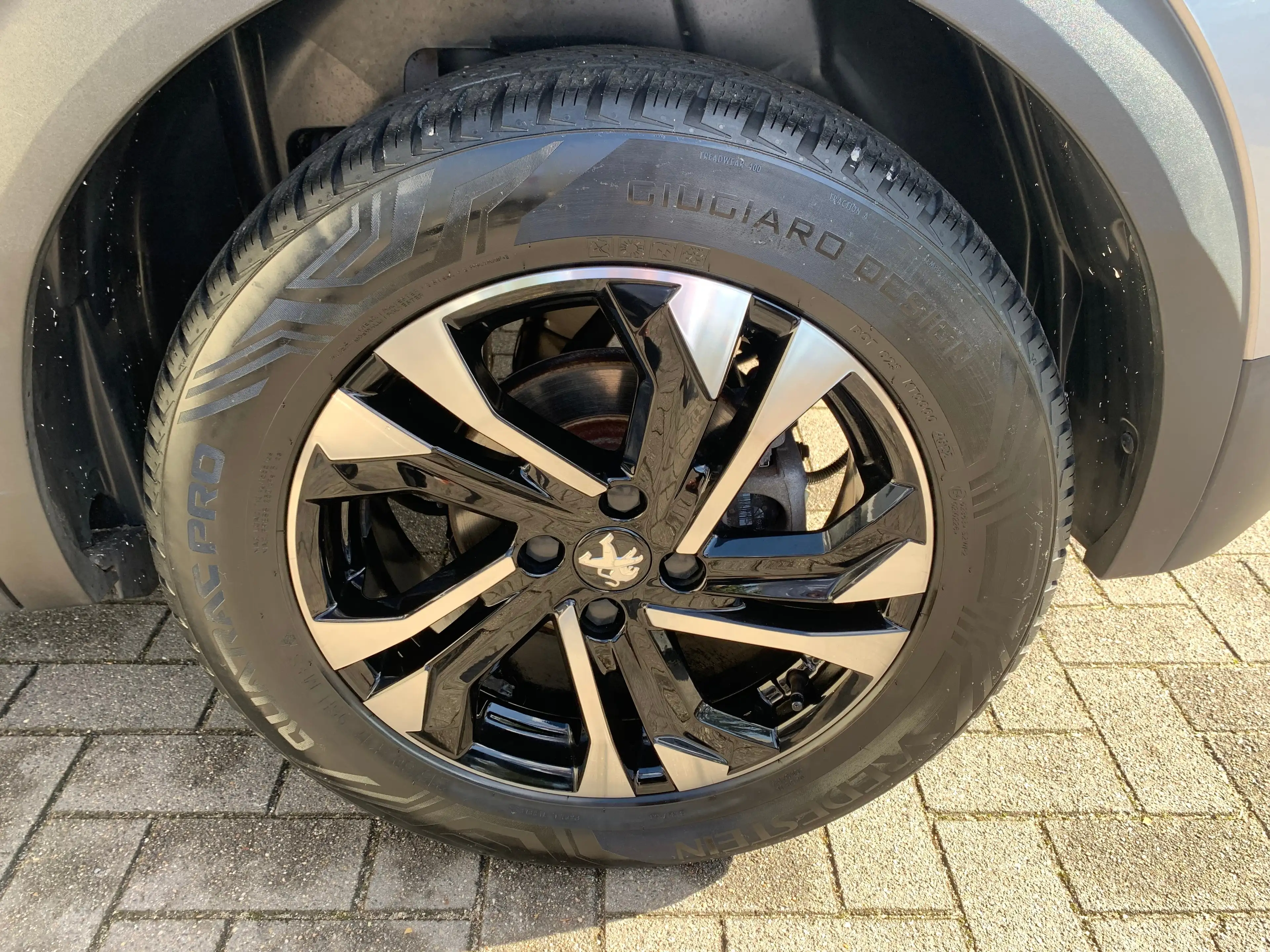 Peugeot e-2008 EV Allure Pack 50 kWh SOH 94% | Airco | Camera | C — photo 40