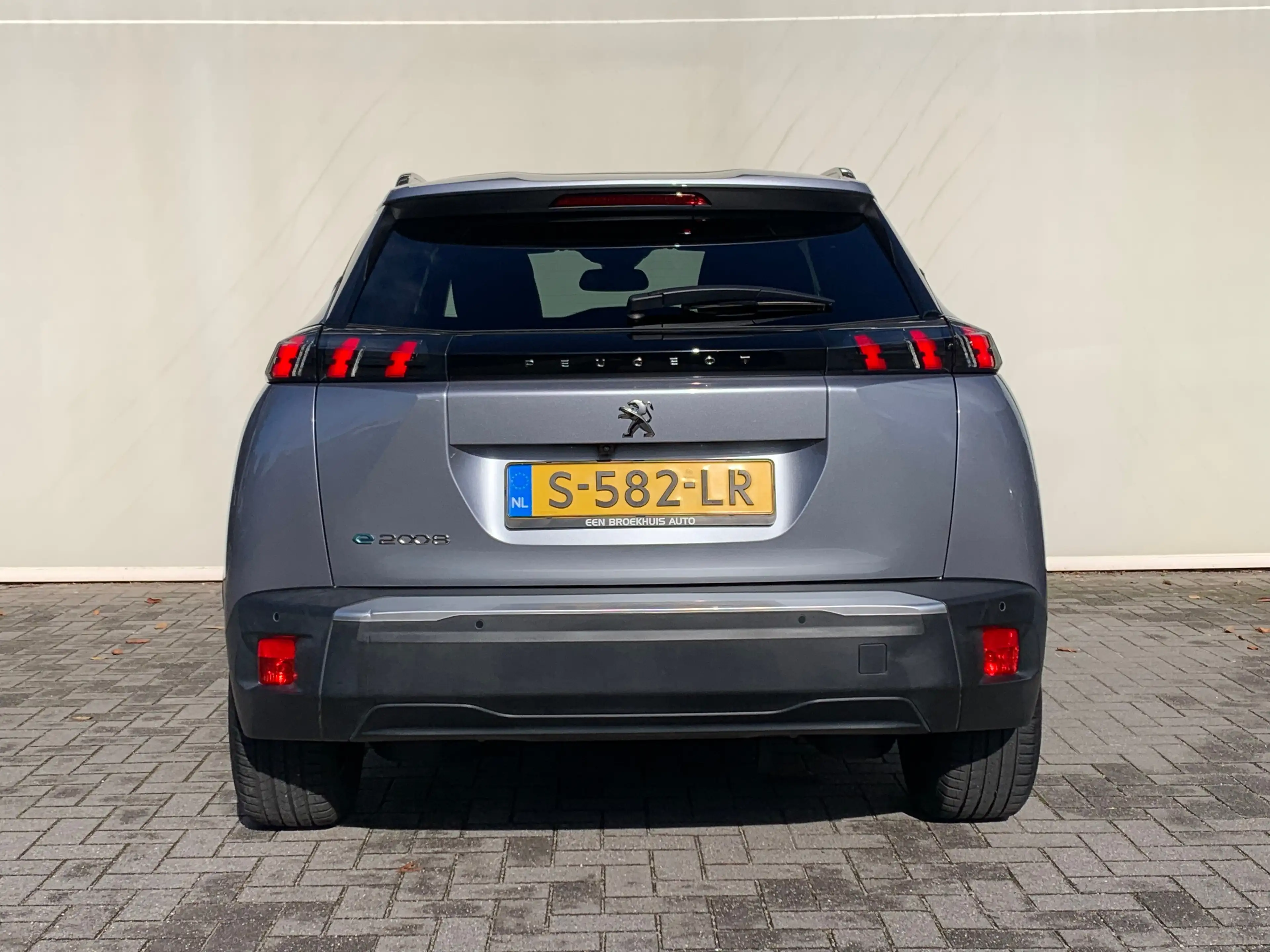 Peugeot e-2008 EV Allure Pack 50 kWh SOH 94% | Airco | Camera | C — photo 5