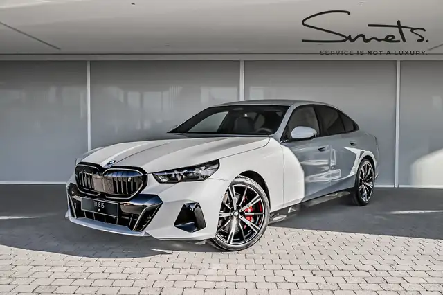 BMW i5 eDrive40 Berline M Edition - M Sport Pack Pro