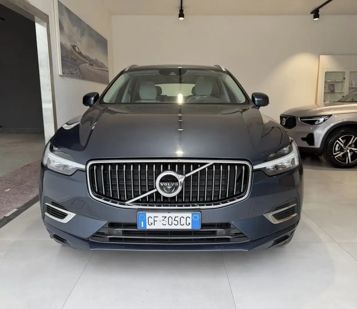 Volvo XC60 T6 Plug-in AWD autom. Recharge Inscription Exp MY21 Blau - 2