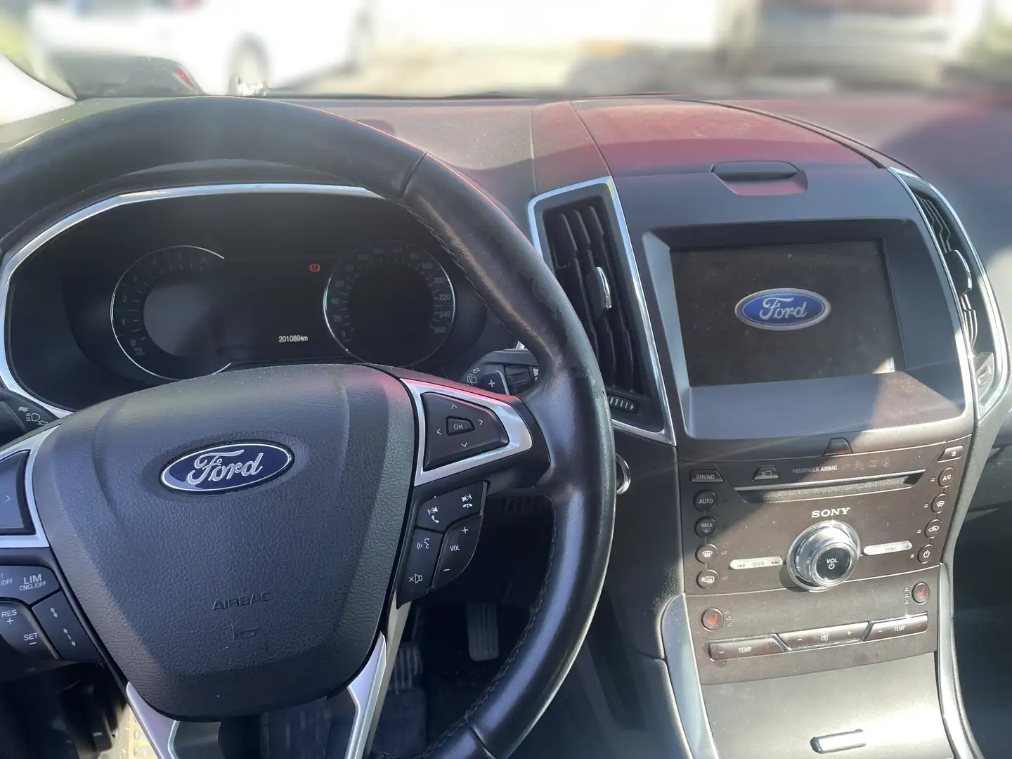 Ford Galaxy 2.0 EcoBlue S Grau - 2