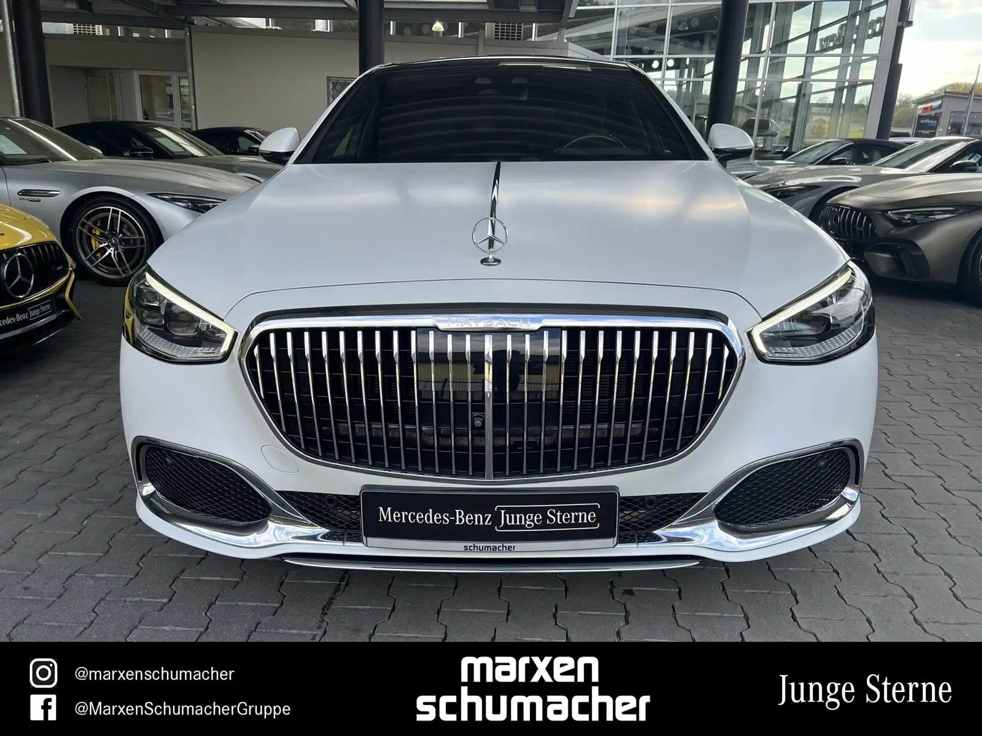 Mercedes-Benz S-Class S 580 2023 흰색 사진 2