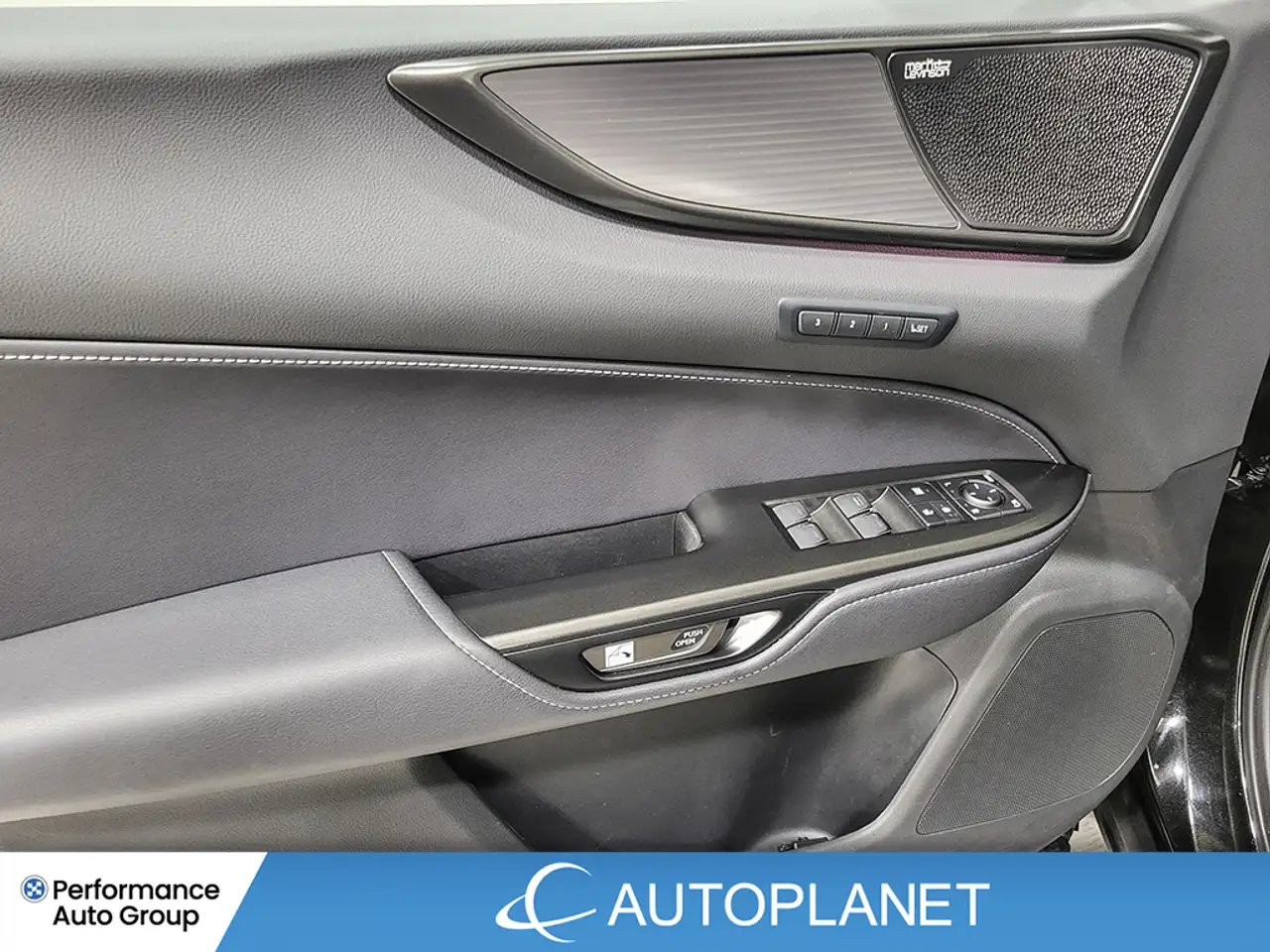 Lexus NX снимка Lexus NX