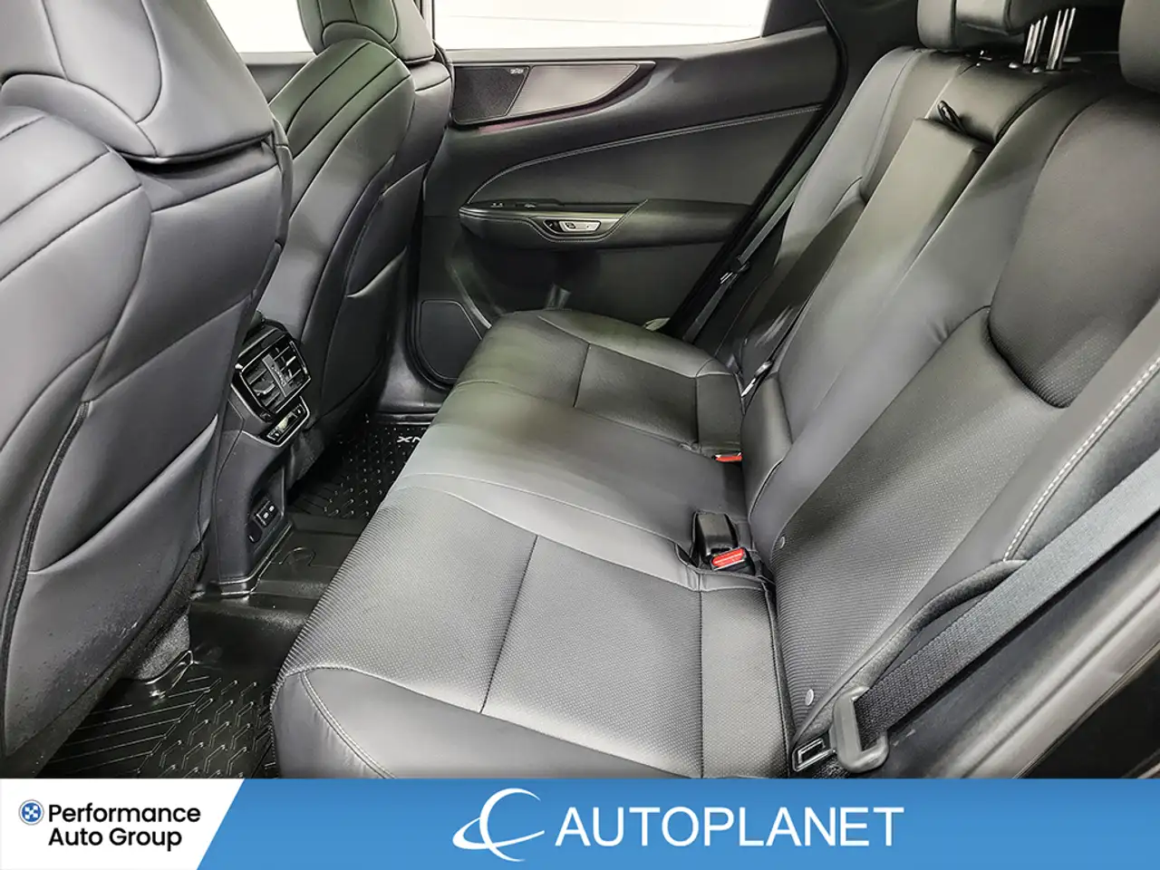 Lexus NX снимка Lexus NX