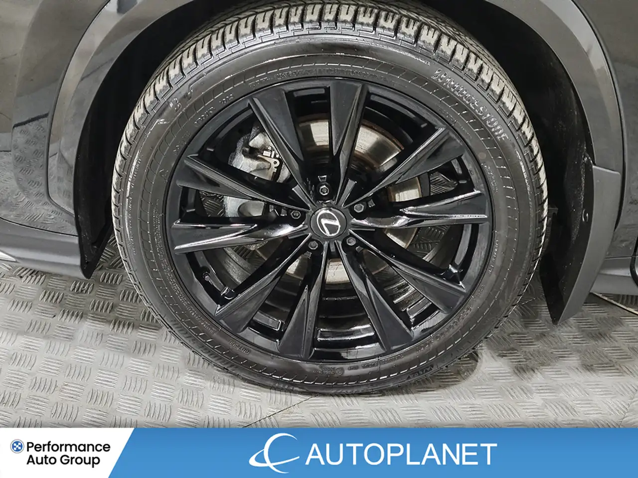 Lexus NX снимка Lexus NX