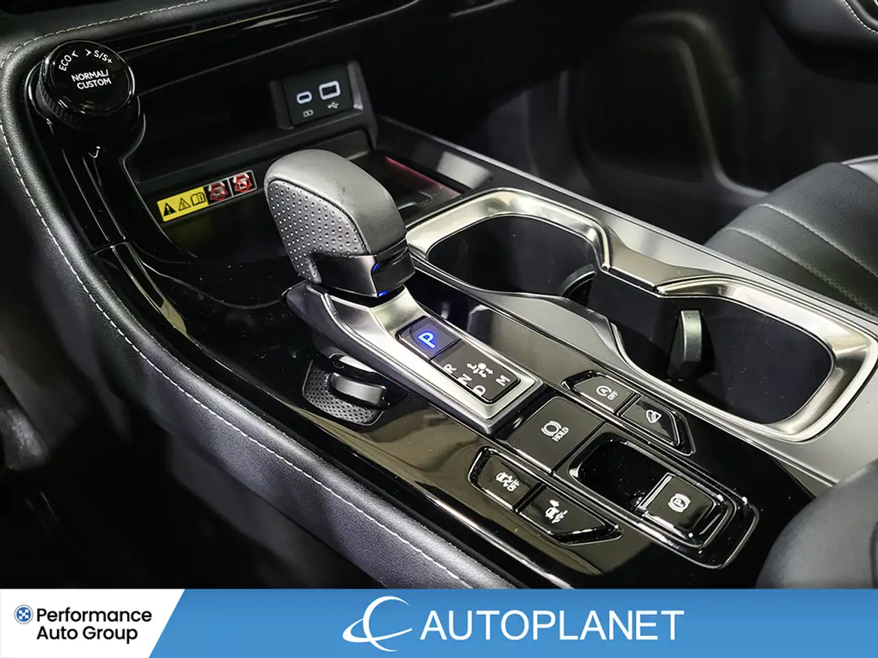 Lexus NX снимка Lexus NX