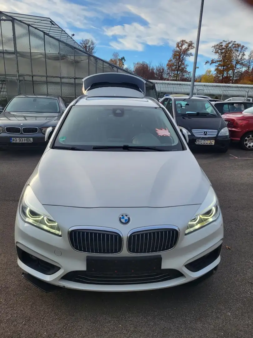 BMW 218 2er Active Tourer 218i Active Tourer Weiß - 1