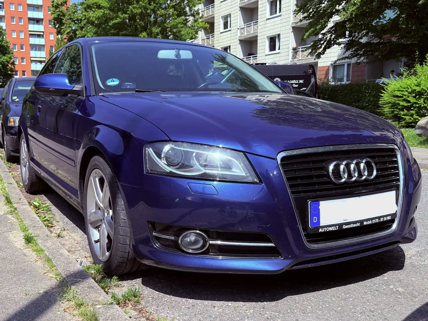 Audi A3 A3 Diesel 1.6 TDI DPF Attraction Blau - 1