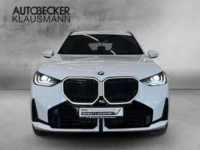 BMW X3 view 5
