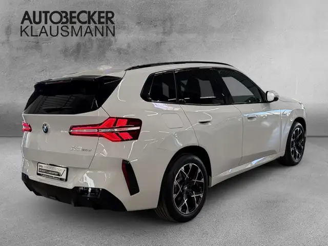 BMW X3 view 2