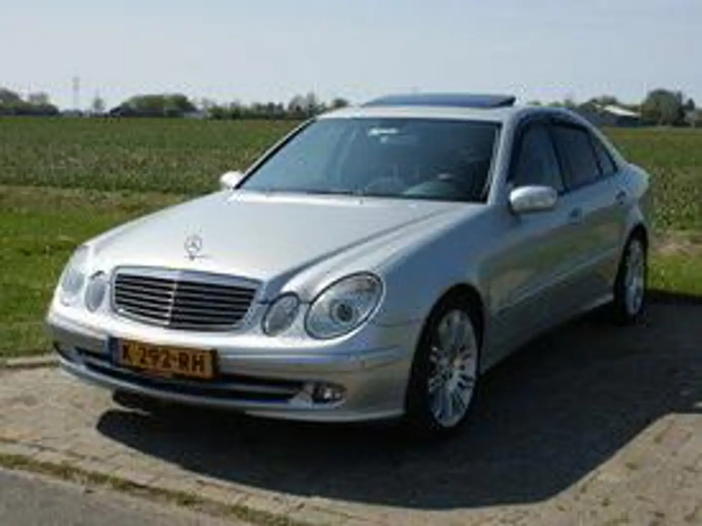 Mercedes-Benz E 350 E 350 Avantgarde Zilver - 2
