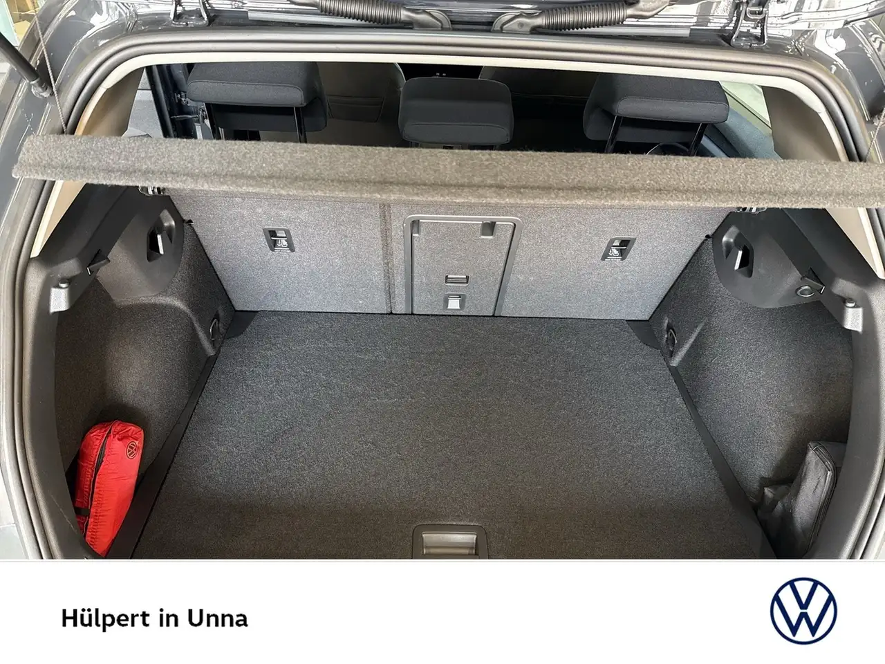 Volkswagen Golf VIII 1.5 LIFE NAVI CARPLAY ALU SITZHEIZUNG 9