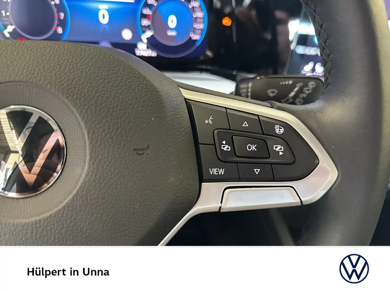 Volkswagen Golf VIII 1.5 LIFE NAVI CARPLAY ALU SITZHEIZUNG 17