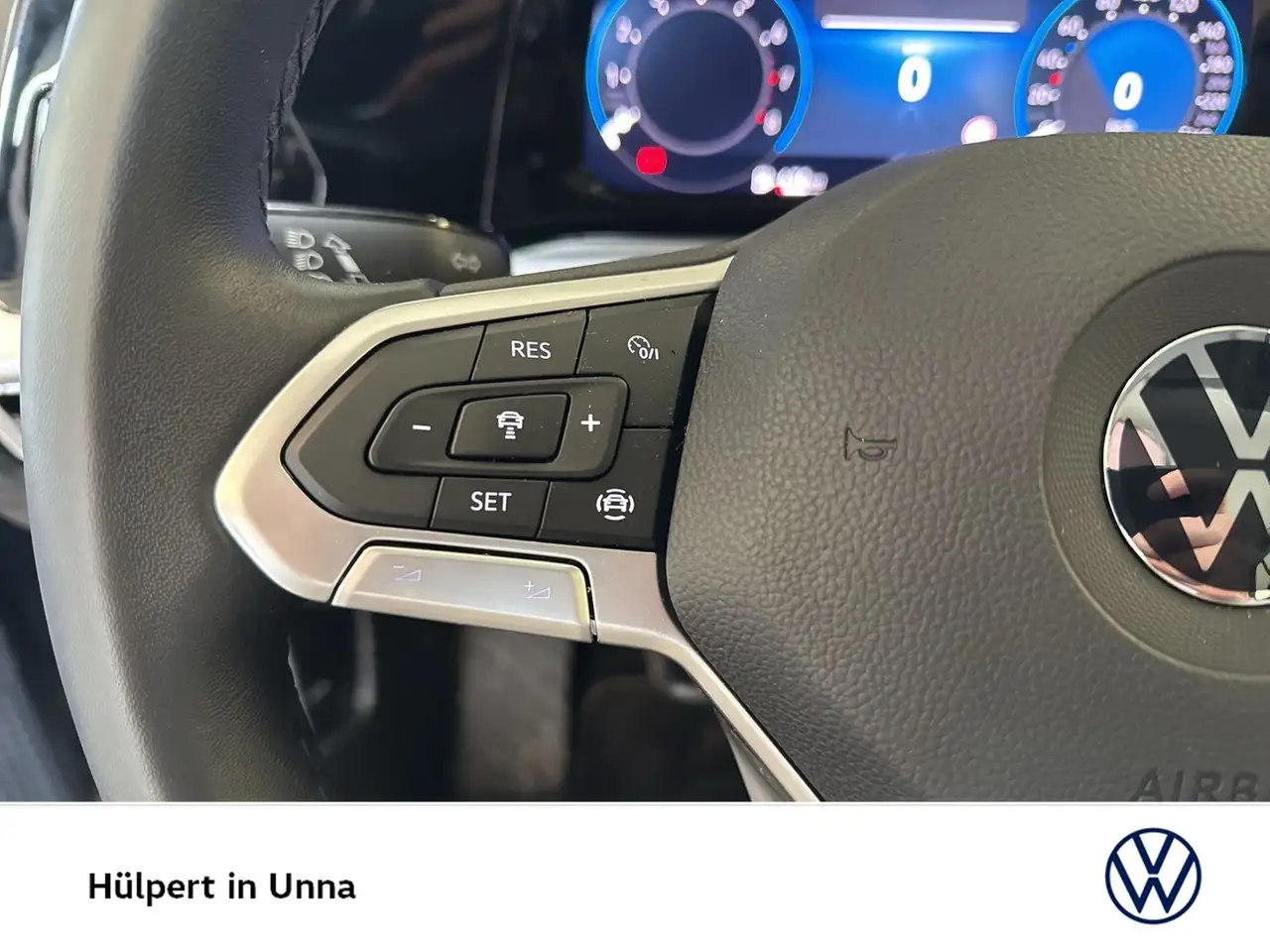 Volkswagen Golf VIII 1.5 LIFE NAVI CARPLAY ALU SITZHEIZUNG 16