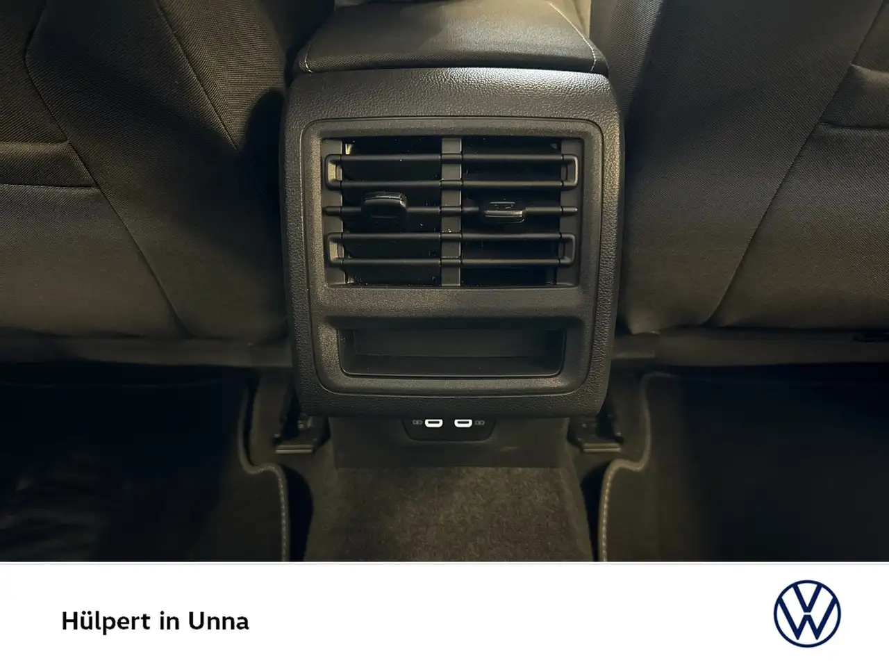 Volkswagen Golf VIII 1.5 LIFE NAVI CARPLAY ALU SITZHEIZUNG 20