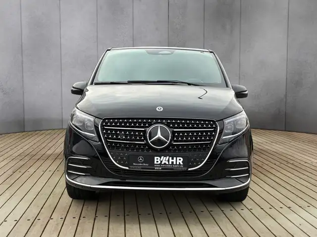 Mercedes-Benz V-Class view 7