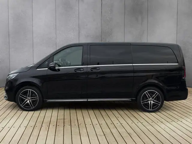 Mercedes-Benz V-Class view 2