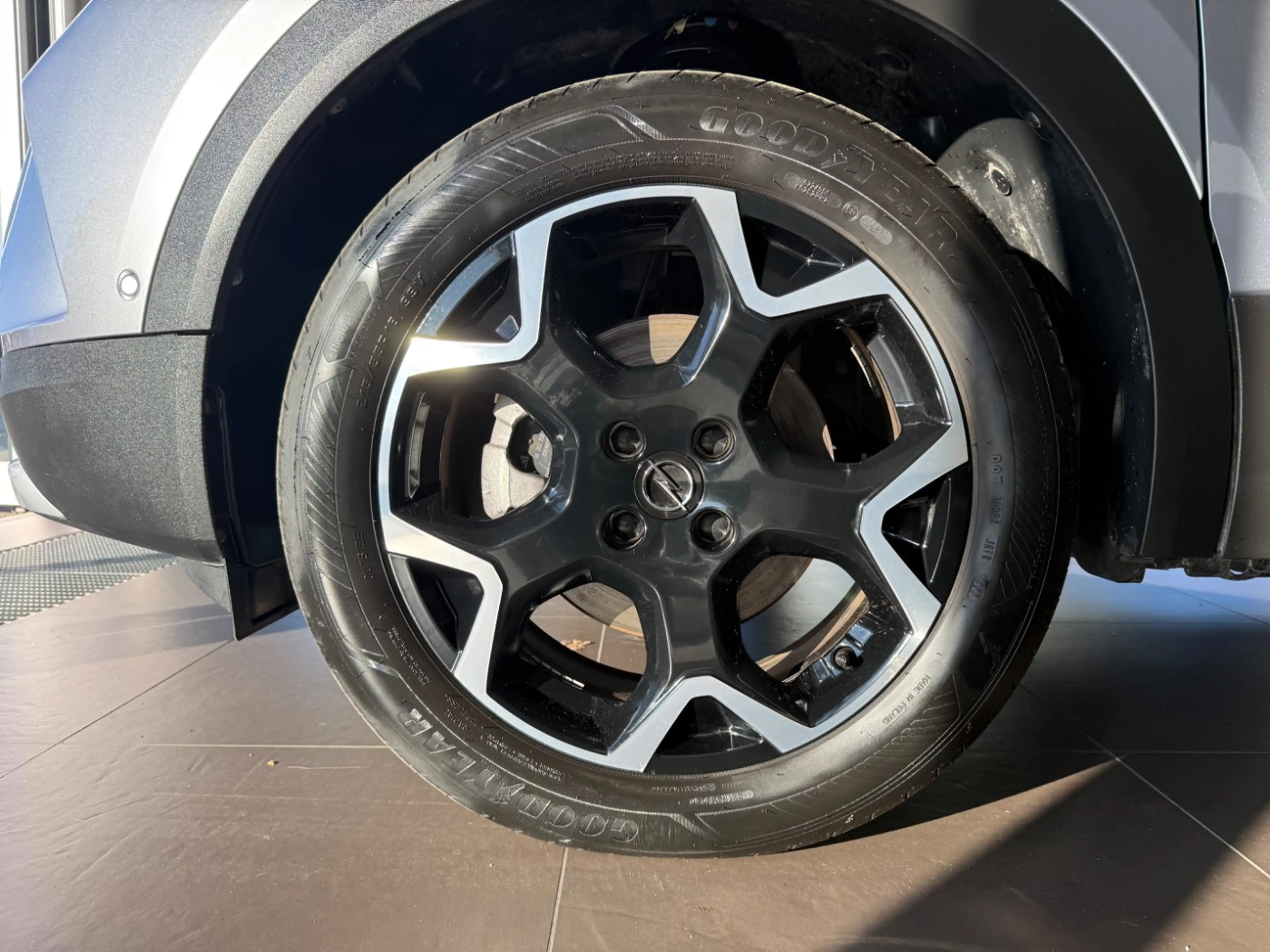Opel Mokka-E Mokka e Ultimate — photo 9