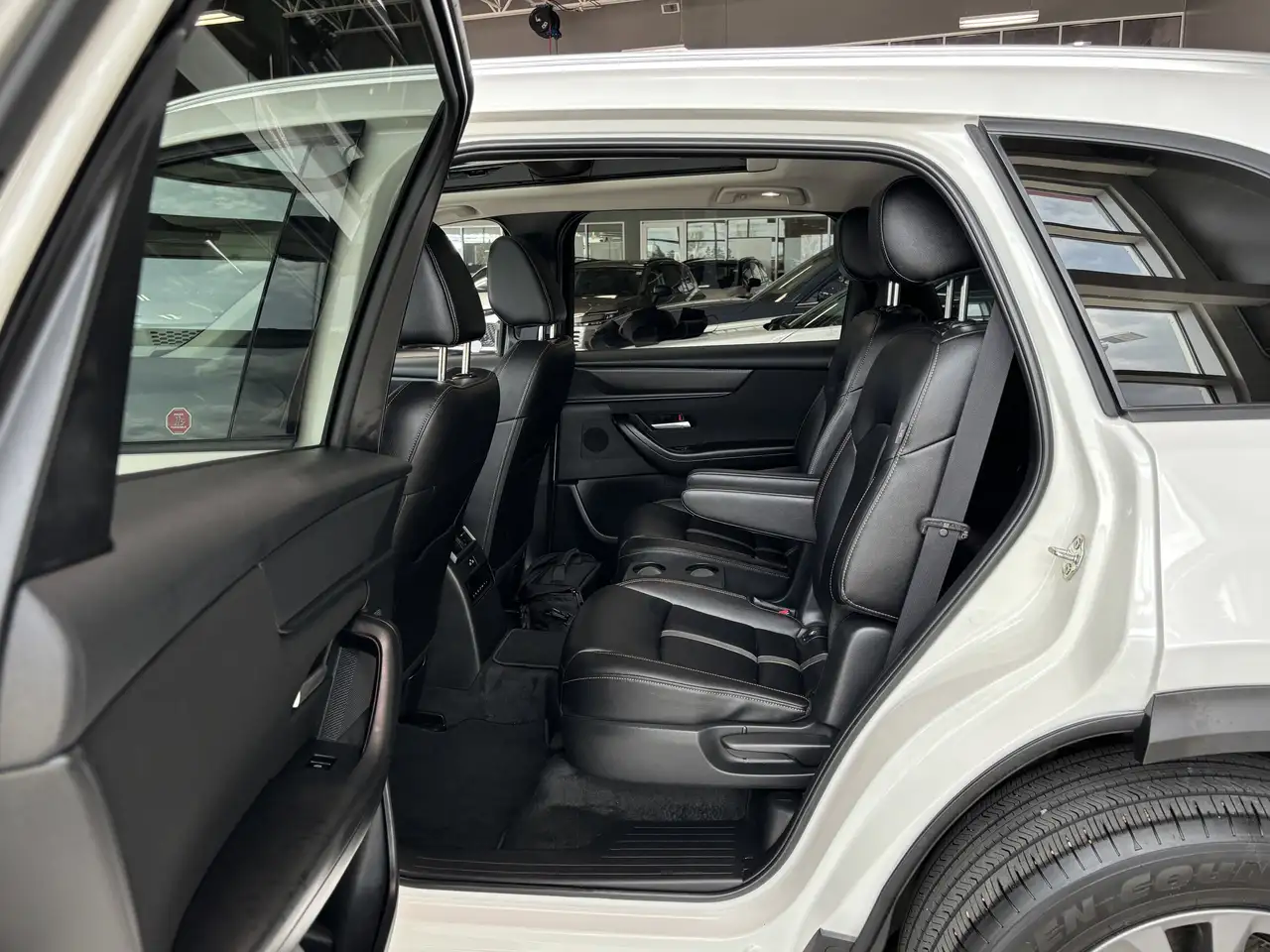 Mazda CX-90 PHEV снимка Mazda CX-90 PHEV