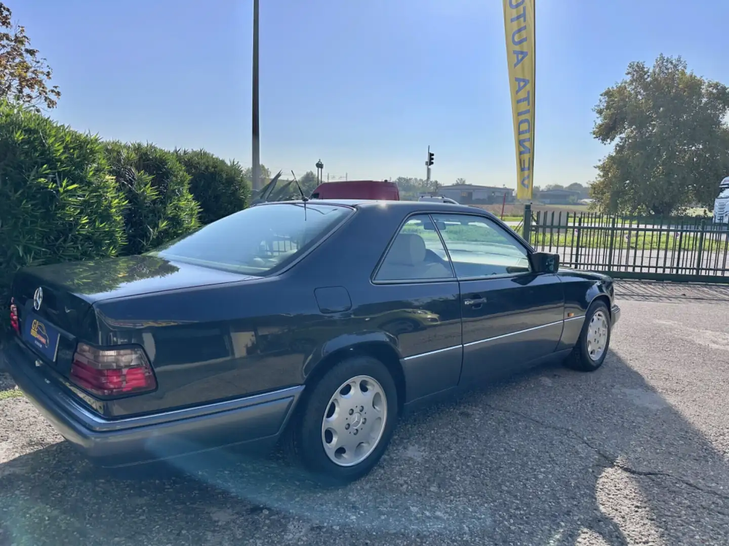 Mercedes-Benz E 320 COUPE' 220CV*MANUALE*UFF. ITALIANA*PRIMA TARGA*ASI Blu/Azzurro - 2