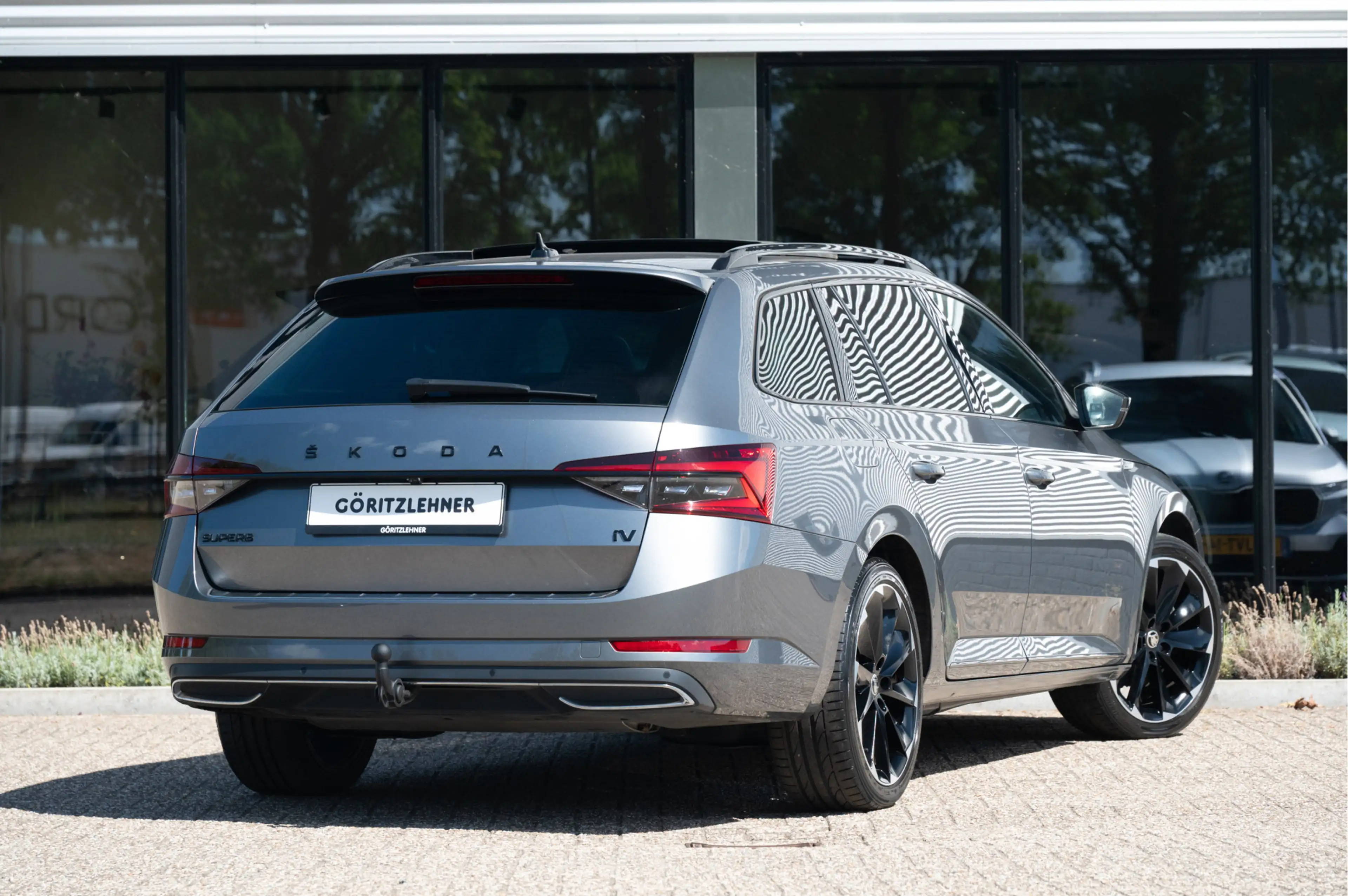 Skoda Superb Combi 1.4 TSI iV Sportline Business | Pano | Trekh — photo 10