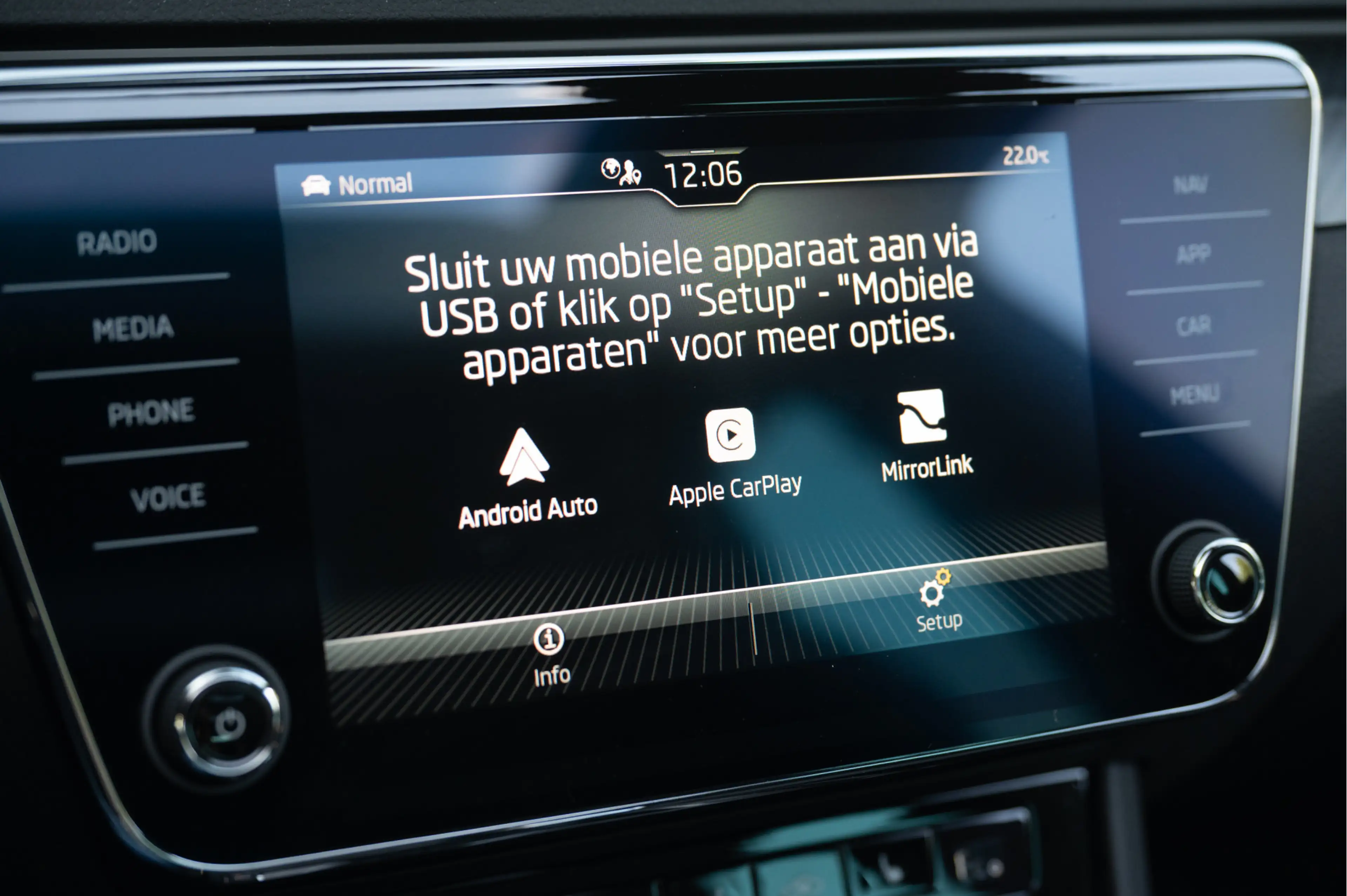 Skoda Superb Combi 1.4 TSI iV Sportline Business | Pano | Trekh — photo 32