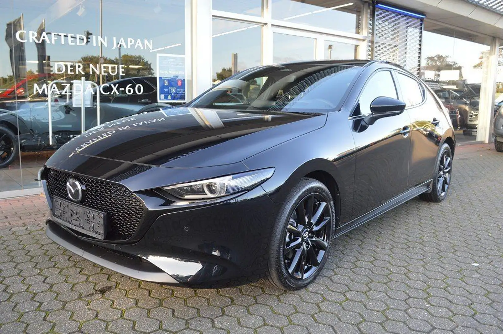 Mazda 3 2.5L e-SKYACTIV G 140ps Schwarz - 2