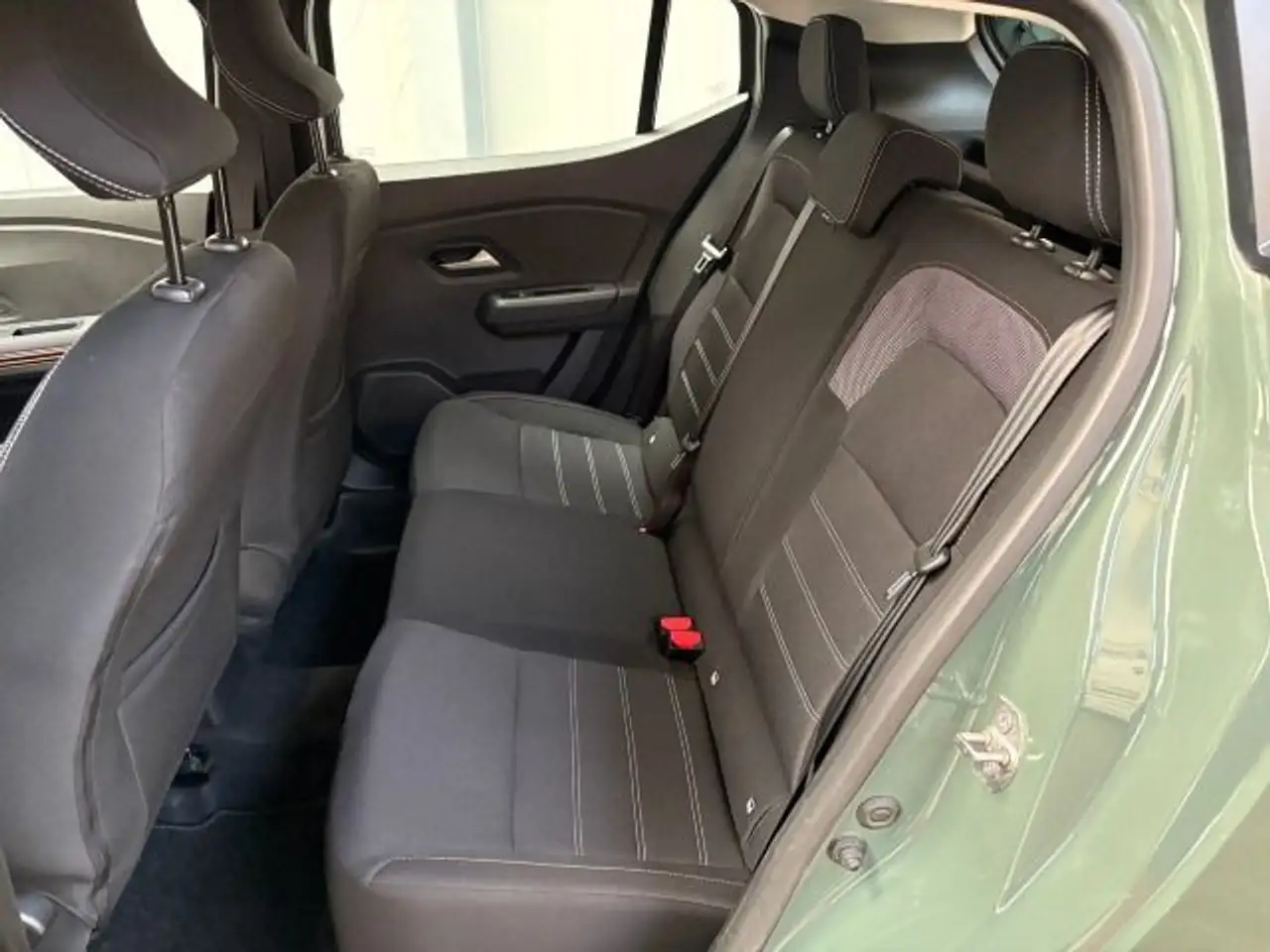 Dacia Sandero III 1.0 TCe 90Stepway Expression * Anhän, миниатюра 10