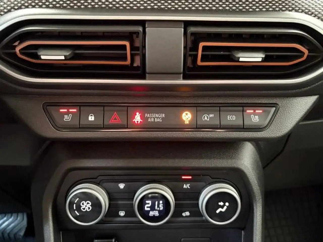 Dacia Sandero III 1.0 TCe 90Stepway Expression * Anhän, миниатюра 16