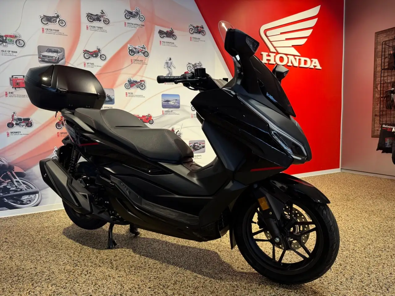 Honda Forza 350