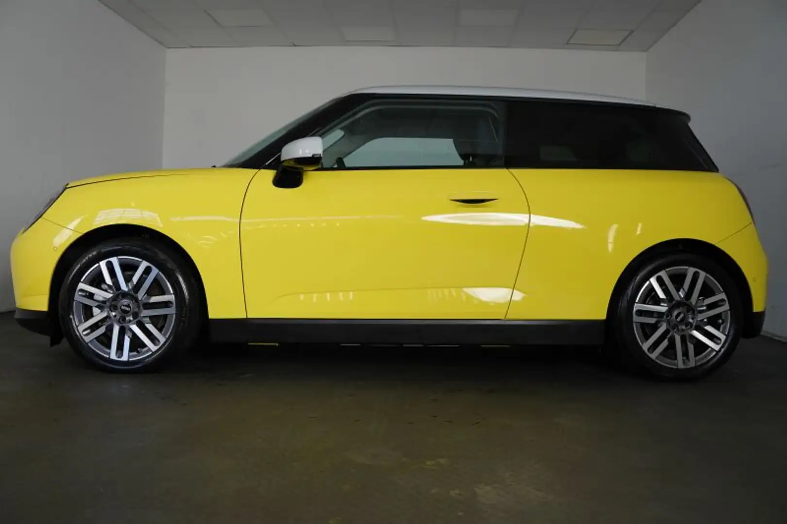 MINI Cooper SE 3-Türer HUD.PGSD.STOFF/LEDER.PARKASSI Żółty - 2