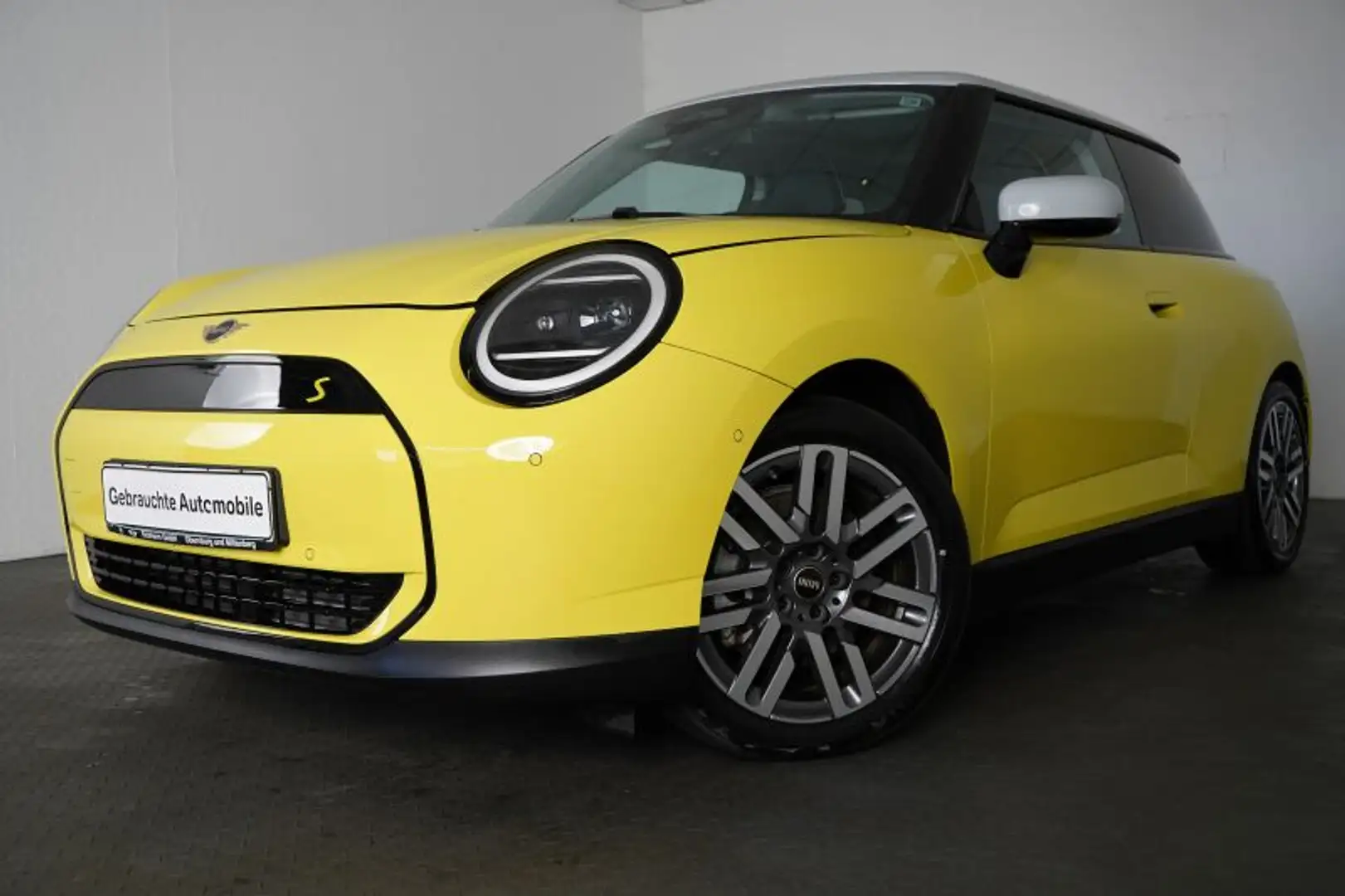 MINI Cooper SE 3-Türer HUD.PGSD.STOFF/LEDER.PARKASSI Żółty - 1