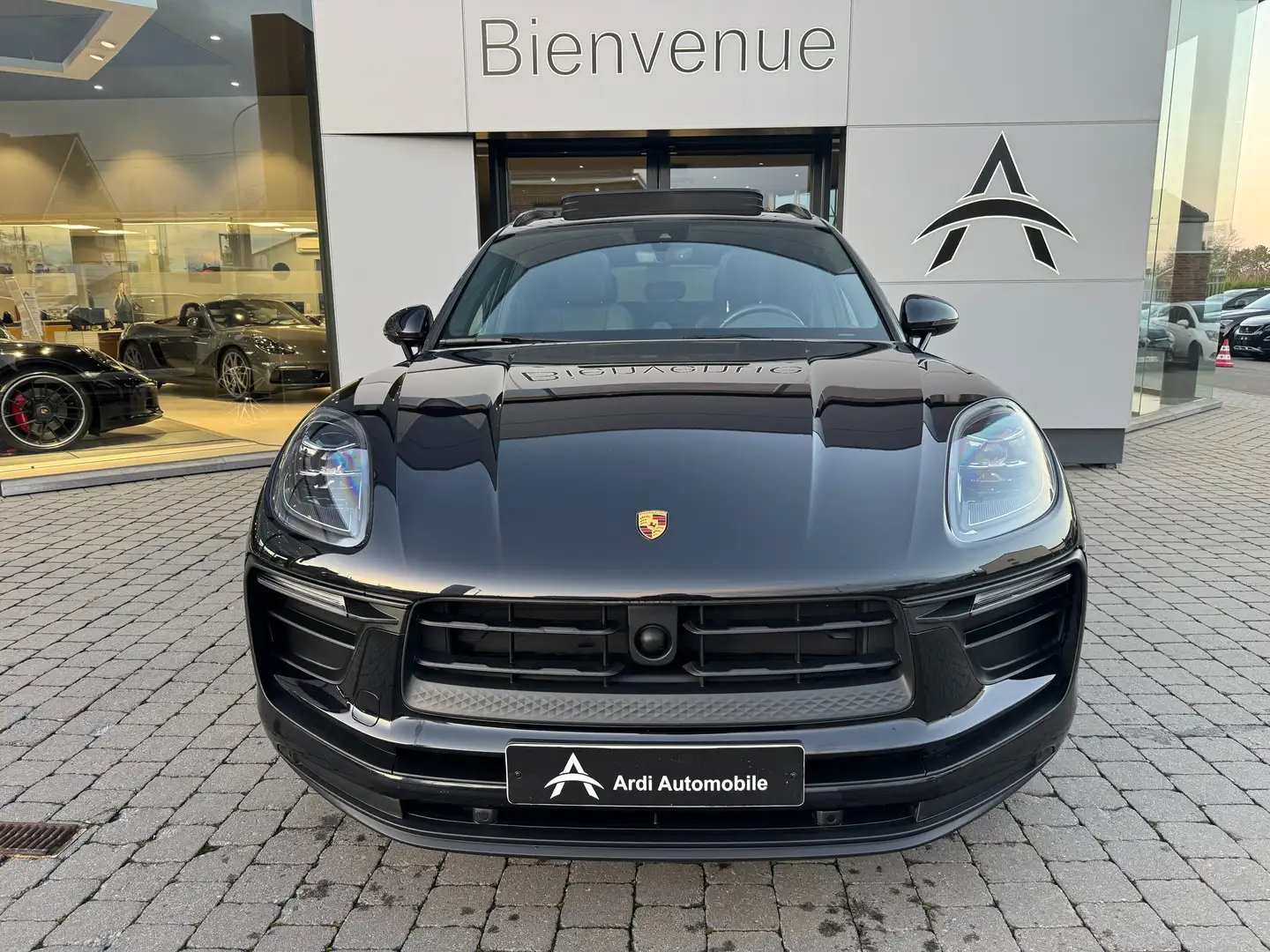 Porsche Macan 2.0 Turbo PDK *GARANTIE*1ER PROP*PACK CHRONO* Noir - 2