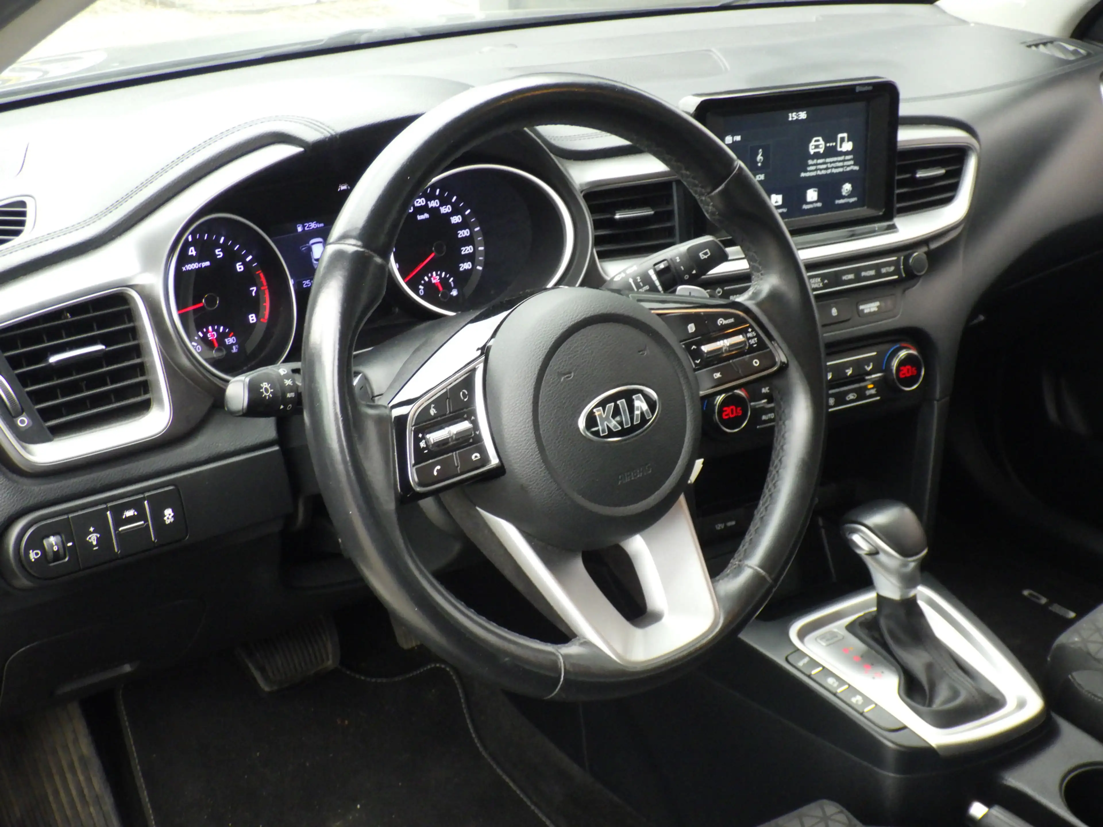 Kia Ceed SW / cee'd SW Sportswagon 1.4 T-GDi Automaat DynamicLine, Camera — photo 6