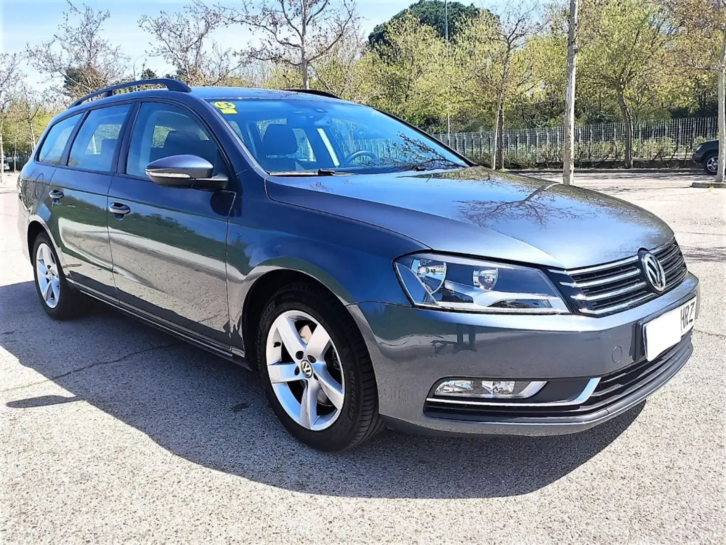 Volkswagen Passat Variant 1.6TDI Business Edition BMT Gris - 2