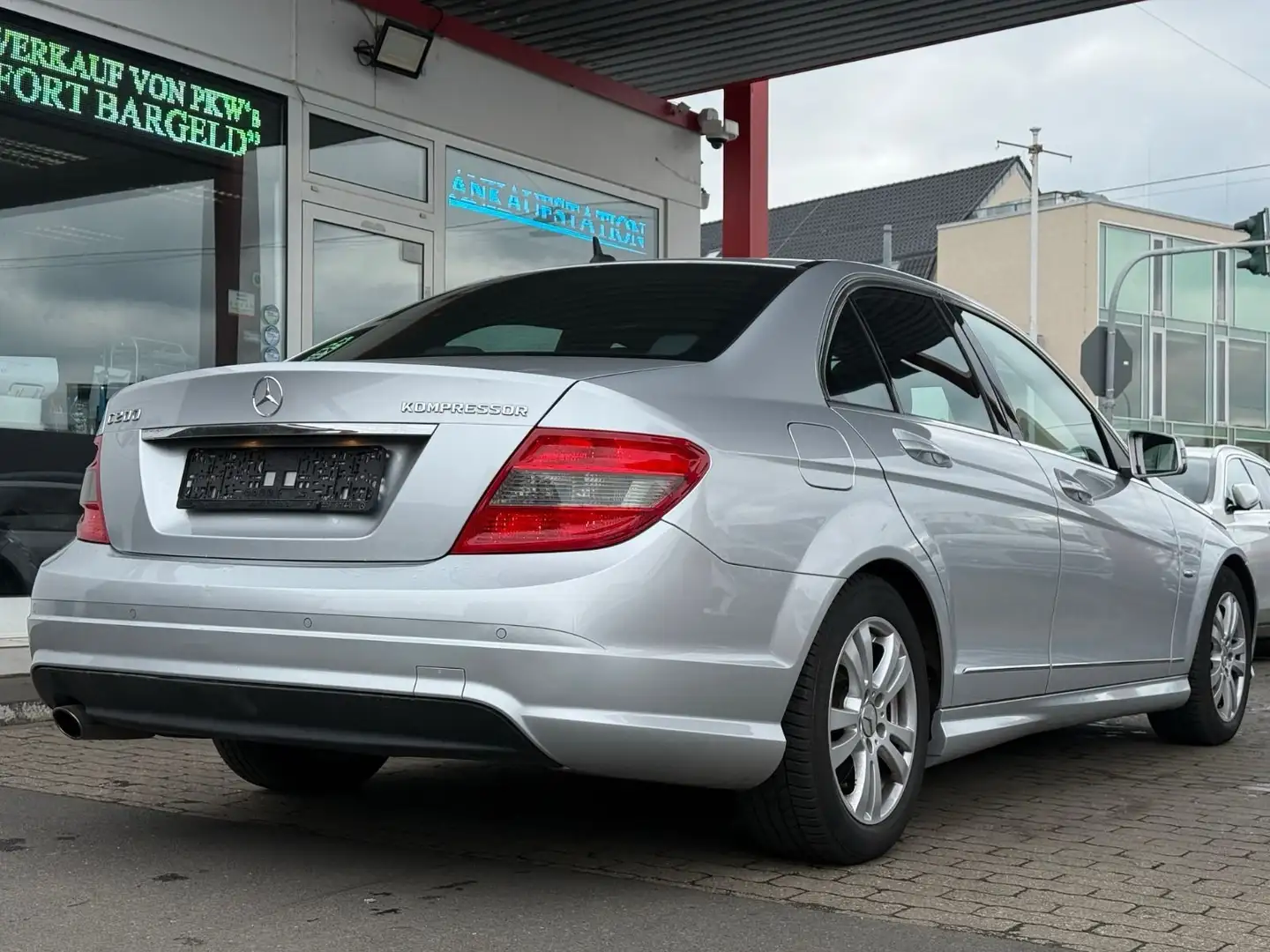 Mercedes-Benz C 200 Kompressor Lim. AMG-LINE Серебристый - 2