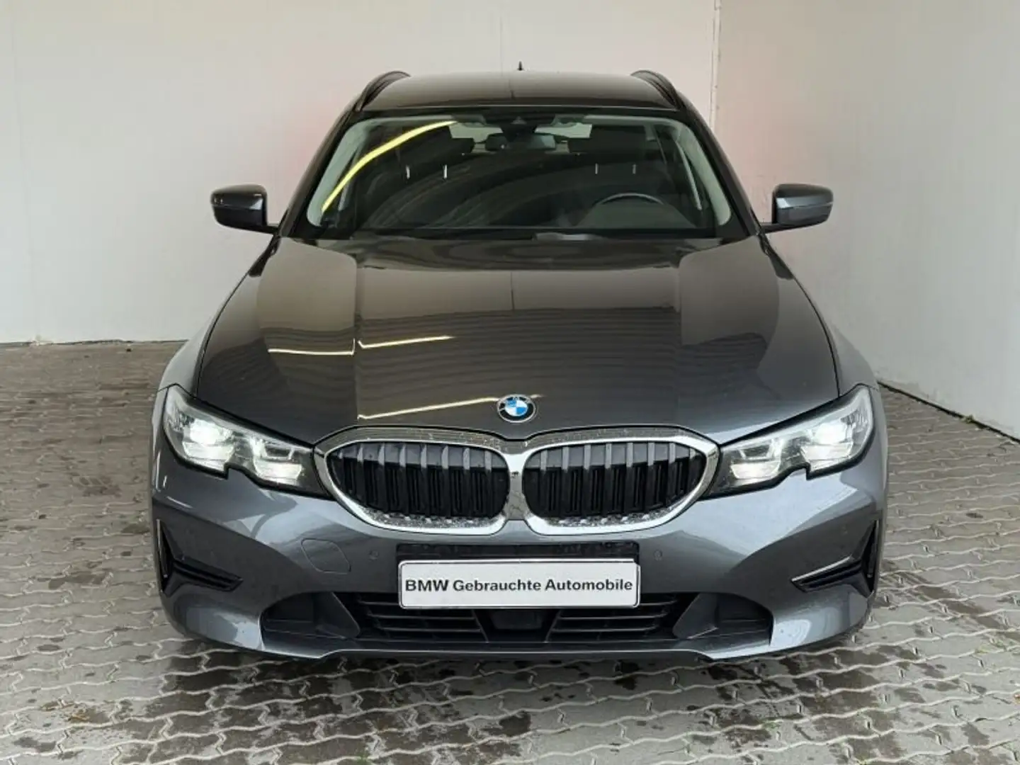 BMW 318 d Tour. Advantage Navi.LED.ACC.HiFi.PDCvo+hi Grau - 2