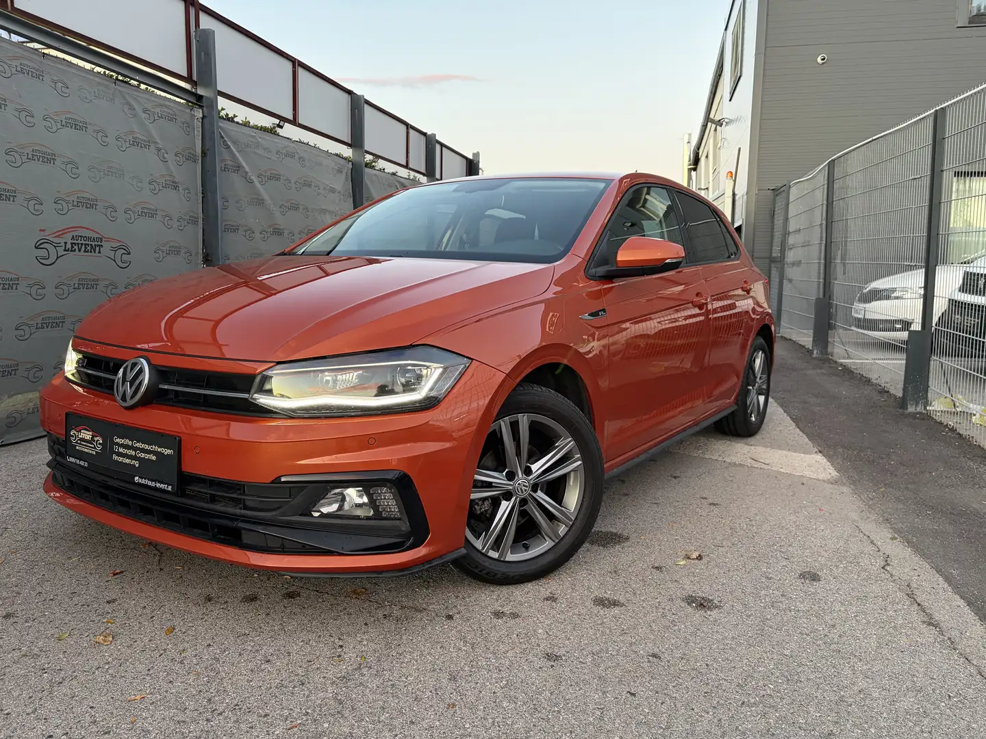 Volkswagen Polo **R-LINE**GARANTIE** Orange - 2