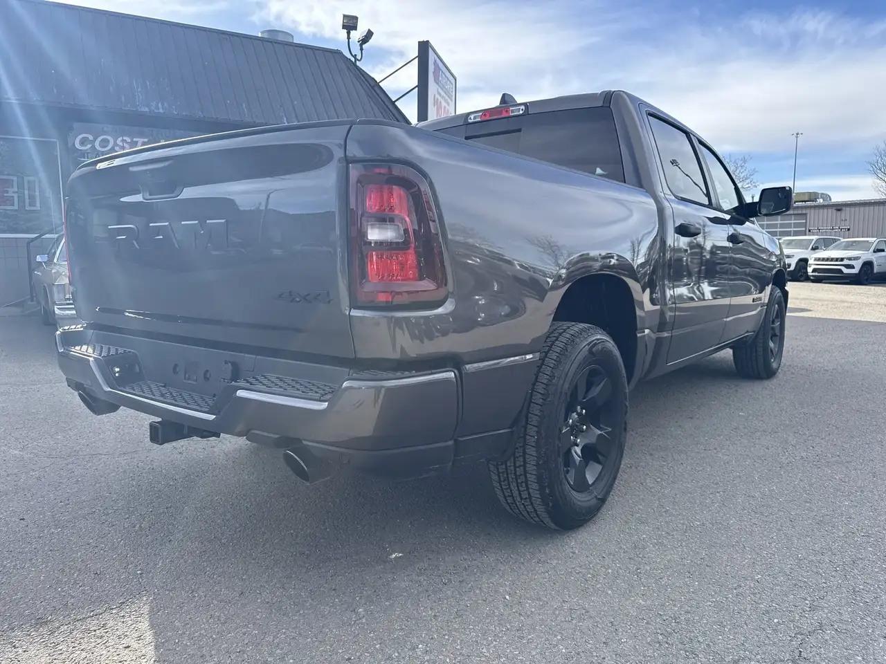 RAM 1500 снимка RAM 1500